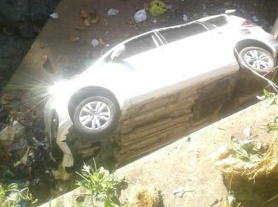 Mobil Ertiga Terjun ke Sungai Tigasan Probolinggo, Tiga Orang Luka Ringan