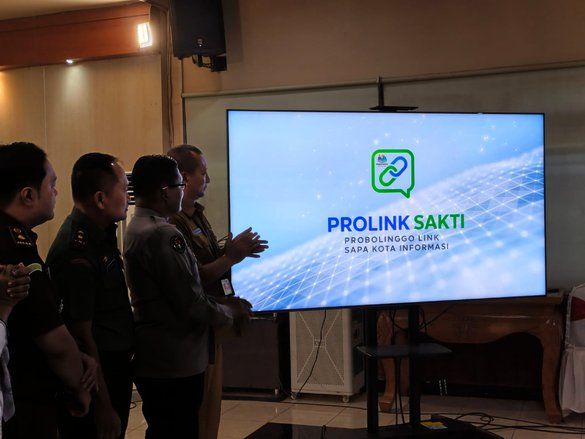 Pemkot Probolinggo Luncurkan Chatbot WhatsApp PROLINK SAKTI untuk Permudah Akses Informasi Publik
