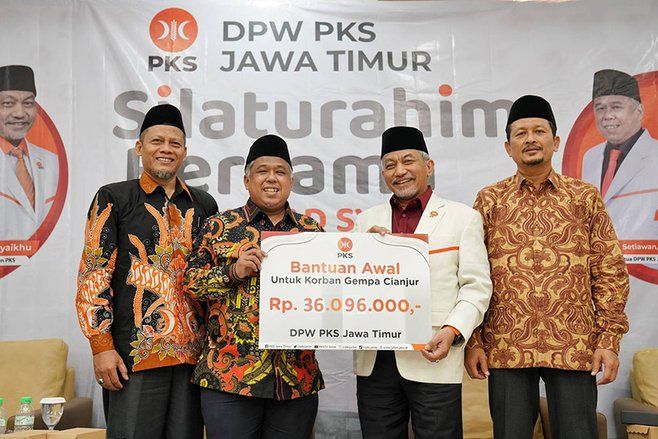 Presiden dan Kader PKS Kumpulkan Donasi Rp50 Juta untuk Gempa Cianjur
