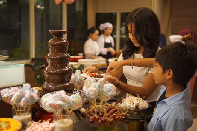 Sambut 2026, Aston Madiun Hadirkan Keceriaan lewat Candy Wonderland New Years Party