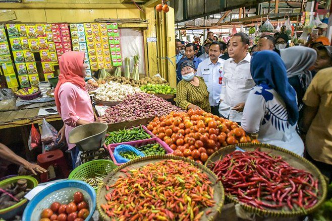 Tekan Inflasi Bahan Pokok, Wali Kota Eri Cahyadi Siapkan Bazar Ramadan