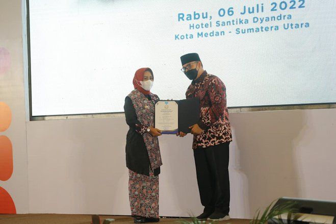 Peringkat Stunting Terendah Nasional ke-2, Kota Mojokerto Raih Penghargaan Mandala Karya Kencana