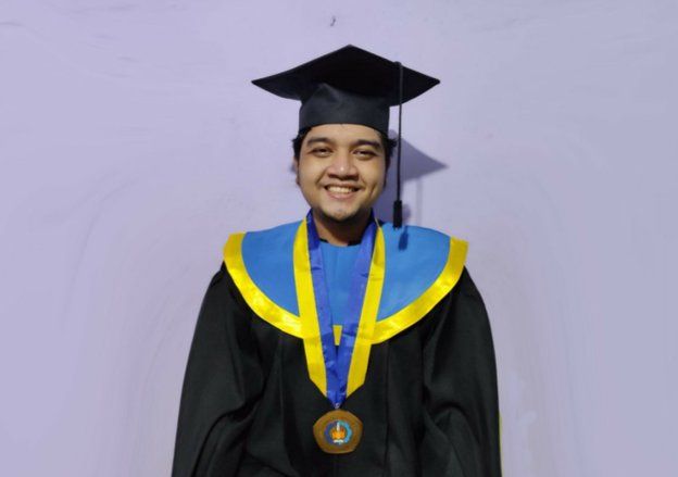 Raih IPK 3,94, Firman Maulana Dinobatkan Wisudawan Terbaik ITS