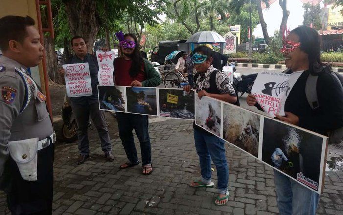 Ecoton Gugat Gubernur Jatim hingga Menteri Lingkungan Hidup