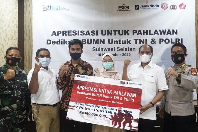 Hari Pahlawan, SIG Berikan Beasiswa untuk 72 Mahasiswa di Sulawesi Selatan