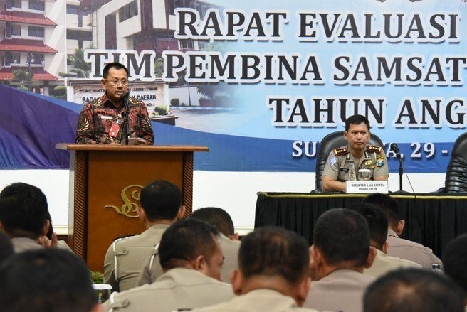 PKB dan BBNKB Jawa Timur Lampaui Target