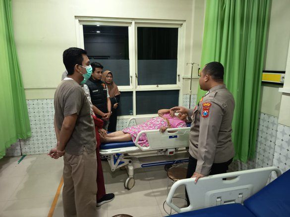 Diancam Dibunuh, Perhiasan Nenek di Jombang Dirampas