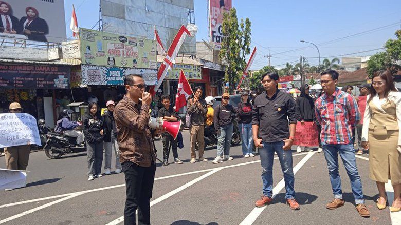 GMNI Jember Ingatkan Risiko Hilangnya Independensi Kampus akibat Program MBG
