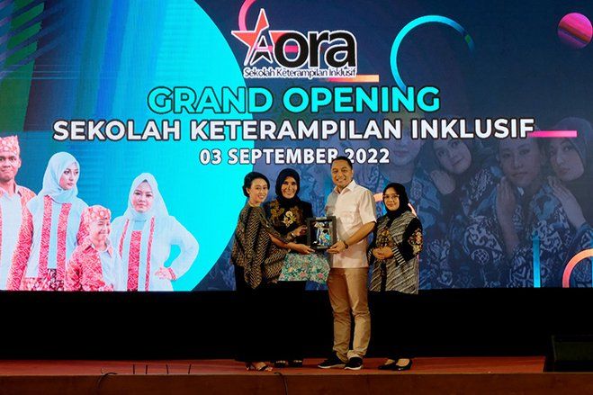 Kolaborasi dengan Sekolah Aora, Pemkot Surabaya Bikin Wadah Berkreasi untuk Anak Inklusif