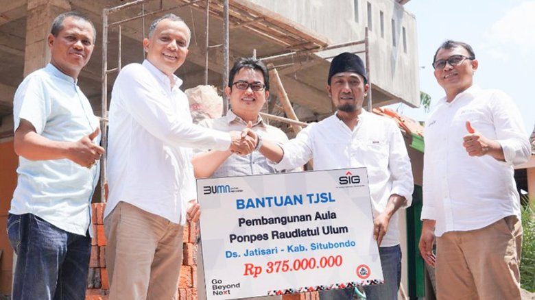 SIG Salurkan Bantuan Peningkatan Fasilitas Pendidikan Rp 2,24 Miliar