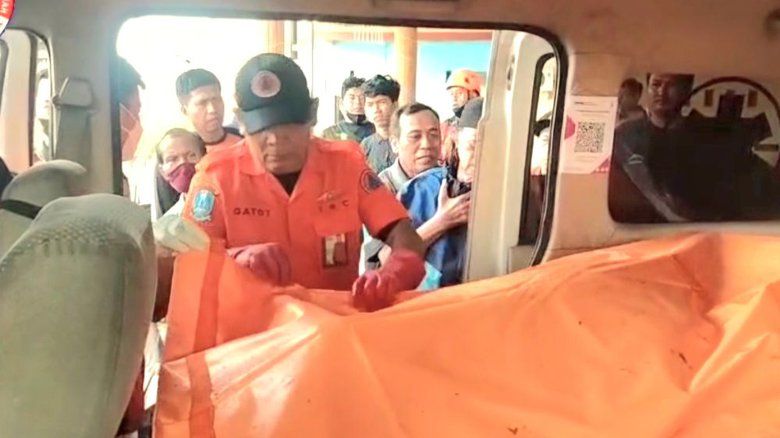 Tiga Hari Dicari, Perempuan yang Meloncat ke Sungai Kali Mas Ditemukan Tewas