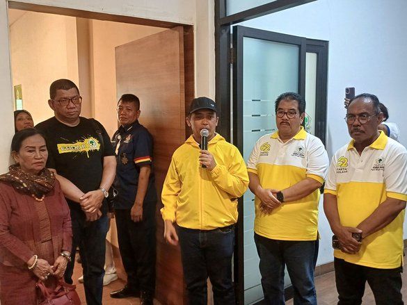 Golkar Jatim Salurkan 1.000 Paket Sembako dan Gelar Pengobatan Gratis di Surabaya