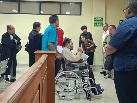 Terdakwa Korupsi Barjas SMK Dindik Jatim Divonis 10 Tahun Penjara