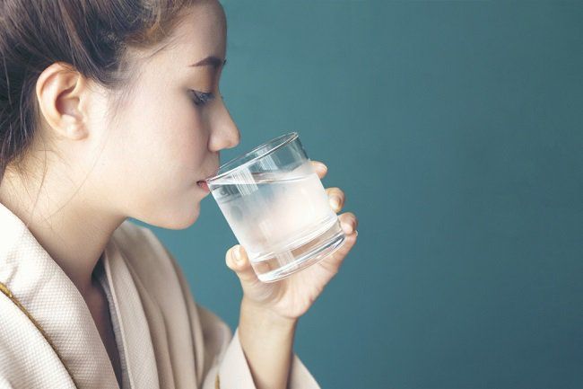 Benarkah Tidak Boleh Minum Air Dingin Saat Menstruasi? Ini Penjelasannya