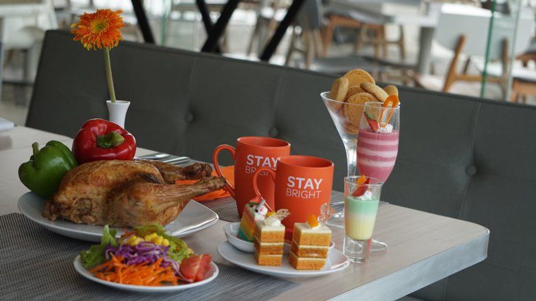 Chiken Roasted Jadi Menu Andalan Natal Harris Hotel Satelit