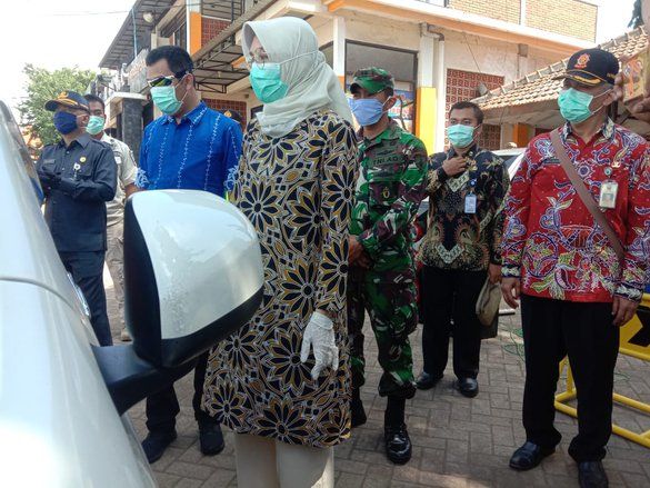 Dirikan Posko Pencegahan Covid, Probolinggo dan Mojokerto Periksa Warga Luar Kota