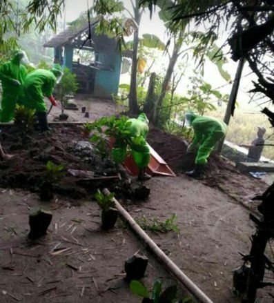 Meninggal Karena Radang Paru, PDP di Mojokerto Dimakamkan dengan SOP Pasien Covid