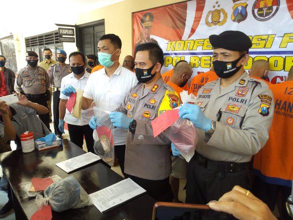 Tebang Pohon Perhutani, Delapan Tersangka Diamankan Polres Ponorogo