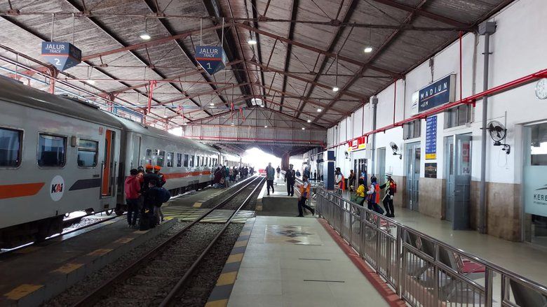 KA Bangunkarta Berubah Rute, Jumlah Penumpang Kereta Meningkat