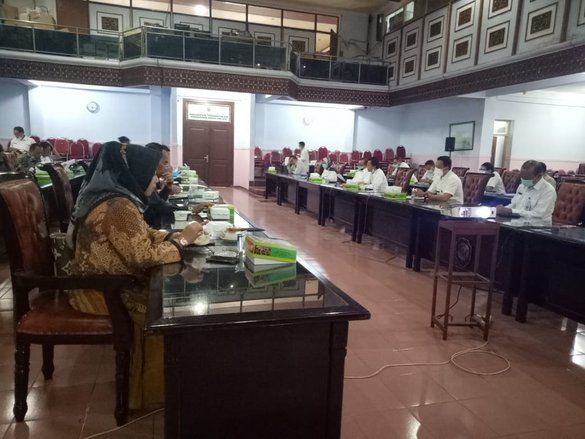 Banggar DPRD Kabupaten Mojokerto Godok Raperda APBD 2021