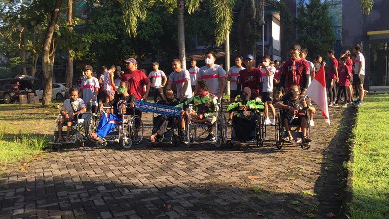 Jaga Kesehatan di Masa Pandemi, Komunitas Ajak Difabel Kursi Roda Berlari Bersama