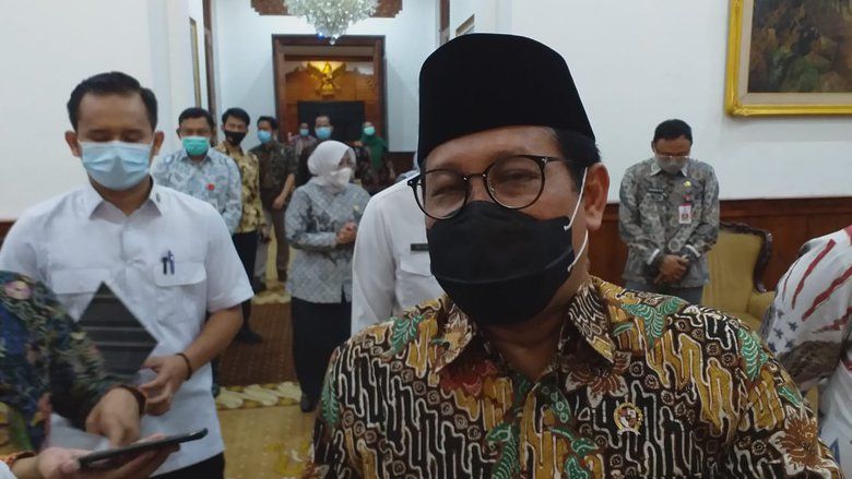 Rentenir Menjamur, Mendes PDTT: Sudah Jadi Gaya Hidup yang Harus Diputus