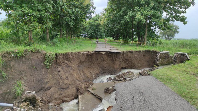 Gorong-Gorong Ambles, Jalan Penghubung Dua Desa di Mojokerto Terputus