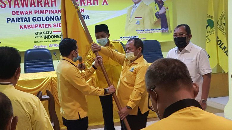 Adam Rusdi Dilantik Ketua Golkar Sidoarjo, Kursi di Parlemen Harus Naik