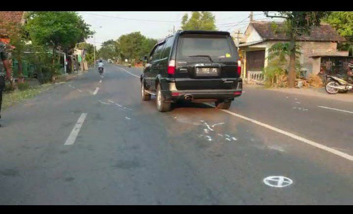 Penjambret Dihajar Massa setelah Melarikan Diri dan Tabrak Pengendara Motor hingga Tewas