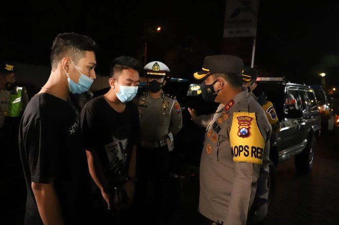 Antisipasi Kerumunan HUT Persebaya, Polres Mojokerto Dirikan Empat Pos Penyekatan