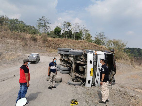 Laka Kerja Sopir di Galian C Ngoro Mojokerto Diduga akibat Rem Blong