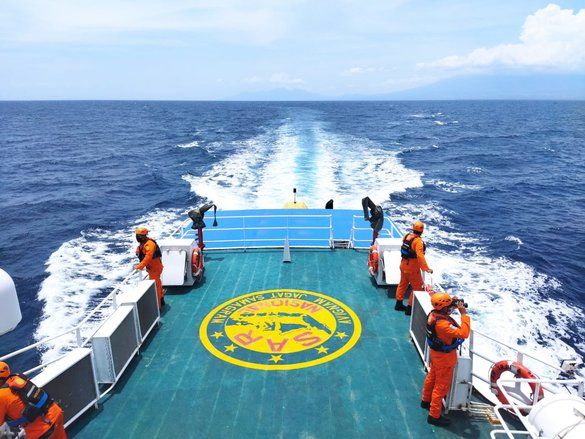 KM Liberty 1 Tenggelam di Utara Bali, Sembilan ABK Dicari