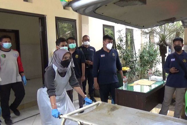 Petugas Kamar Jenazah Erupsi Semeru, Tak Mikir Honor demi Kemanusiaan