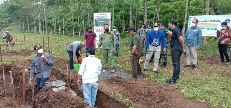 Warga Sumberbaru Keluhkan Banjir dan Jalan Rusak, Ini Langkah Bupati Jember 