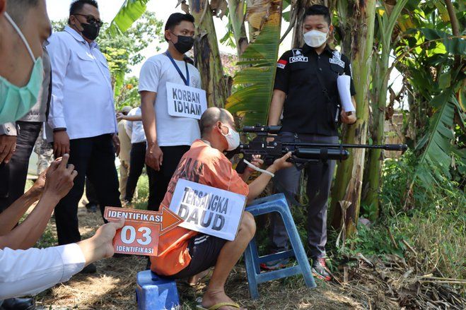 Rekonstruksi Insiden Latihan Menembak di Probolinggo, Korban Dekat Sasaran