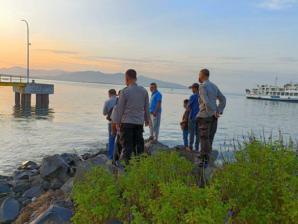 Buang Air usai Pesta Miras, Pria Tewas Tercebur di Pelabuhan Ketapang