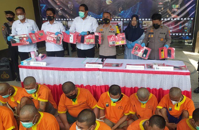 Polres Lamongan Sita 9,27 Gram Sabu dan Ratusan Pil Koplo selama Ramadan