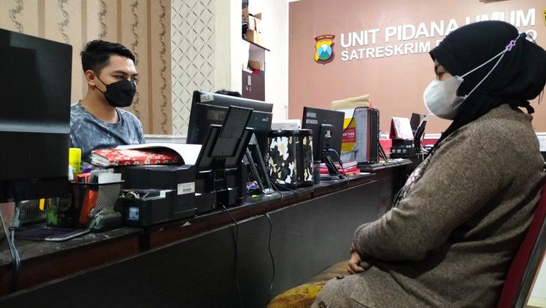 Penipuan Jual Beli Sembako, Wanita di Ponorogo Ditangkap Polisi