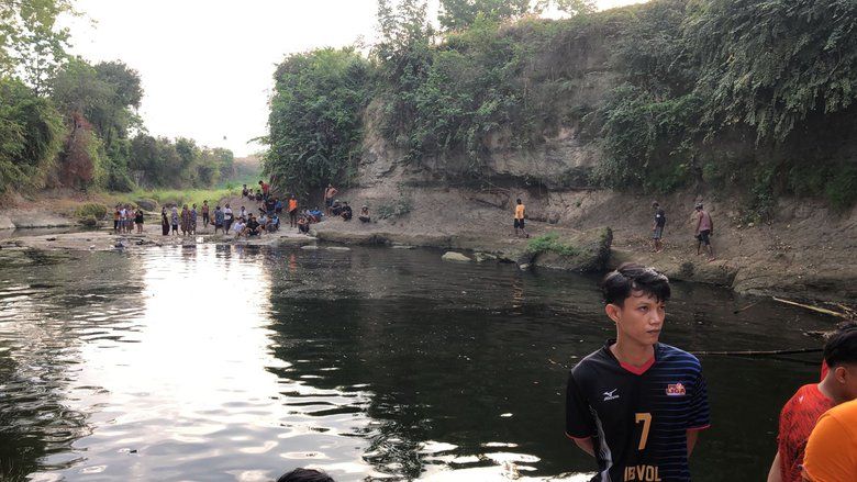 Terpeleset Saat Memancing, Anak dan Bapak Tewas Tenggelam di Madiun