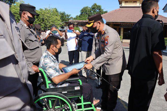 Gagalkan Curanmor, Satpam RSU Tongas Probolinggo Diberi Penghargaan 