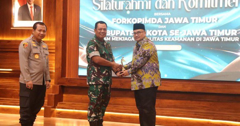 <strong>Pemkab Probolinggo Raih Penghargaan, karena Dinilai Peduli Keselamatan Rakyat&nbsp;</strong>