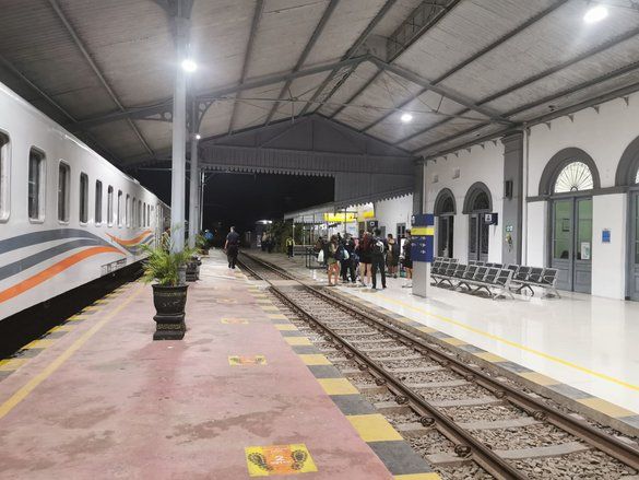 Jelang Cuti Bersama Lebaran Idul Adha 2023, Animo Penumpang Kereta Api DAOP 9, Naik 20 Persen