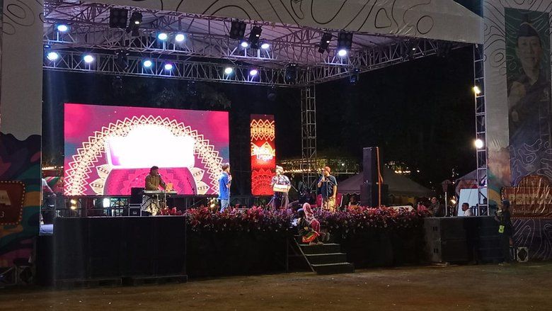 Pertunjukan Rakyat Jadi Cara Sosialisasi Cukai di Probolinggo