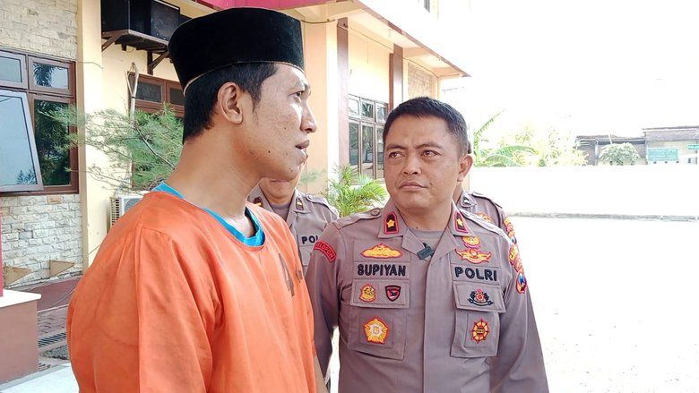 Ditangkap Polisi Karena Nyabu, Mantan Kades di Probolinggo Mengaku Stres Istri Kalah Pilkades
