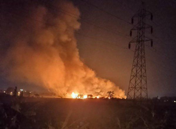 Kebakaran Lahan di Desa Bangun Bikin Panik Warga Sekitar

 