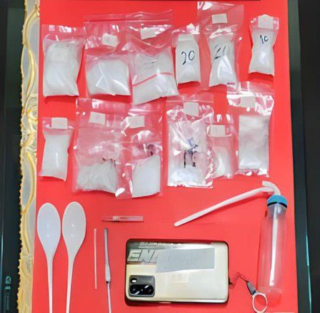 Polres Malang Tangkap Pengedar Narkoba, Barang Bukti 200 Gram Sabu Siap Edar Disita

 