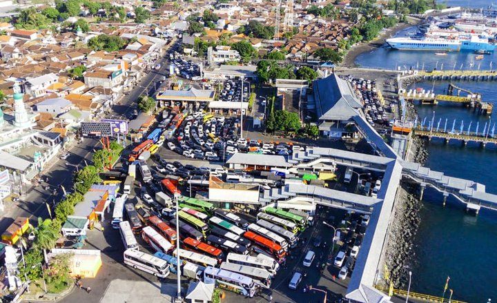 Jembatan&nbsp;yang Menghubungkan Stasiun dan Pelabuhan Ketapang akan Dibangun 2025