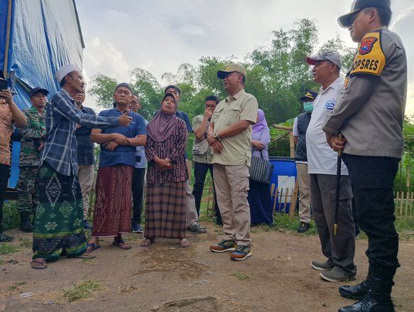 Warga Protes Peternakan Ayam di Paiton Probolinggo, Ini Solusinya