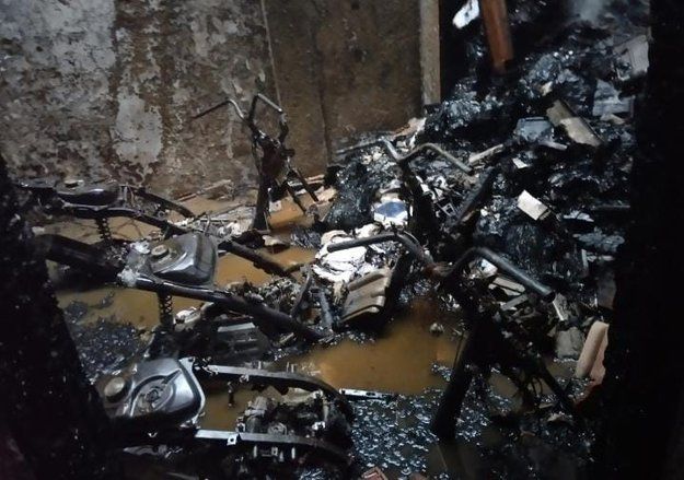 Kantor Koperasi PNM Mekaar di Trowulan Terbakar, Empat Motor Ludes