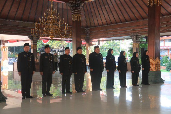 Bupati Mojokerto Lantik Dua Kepala Dinas dan Tujuh Pejabat Fungsional